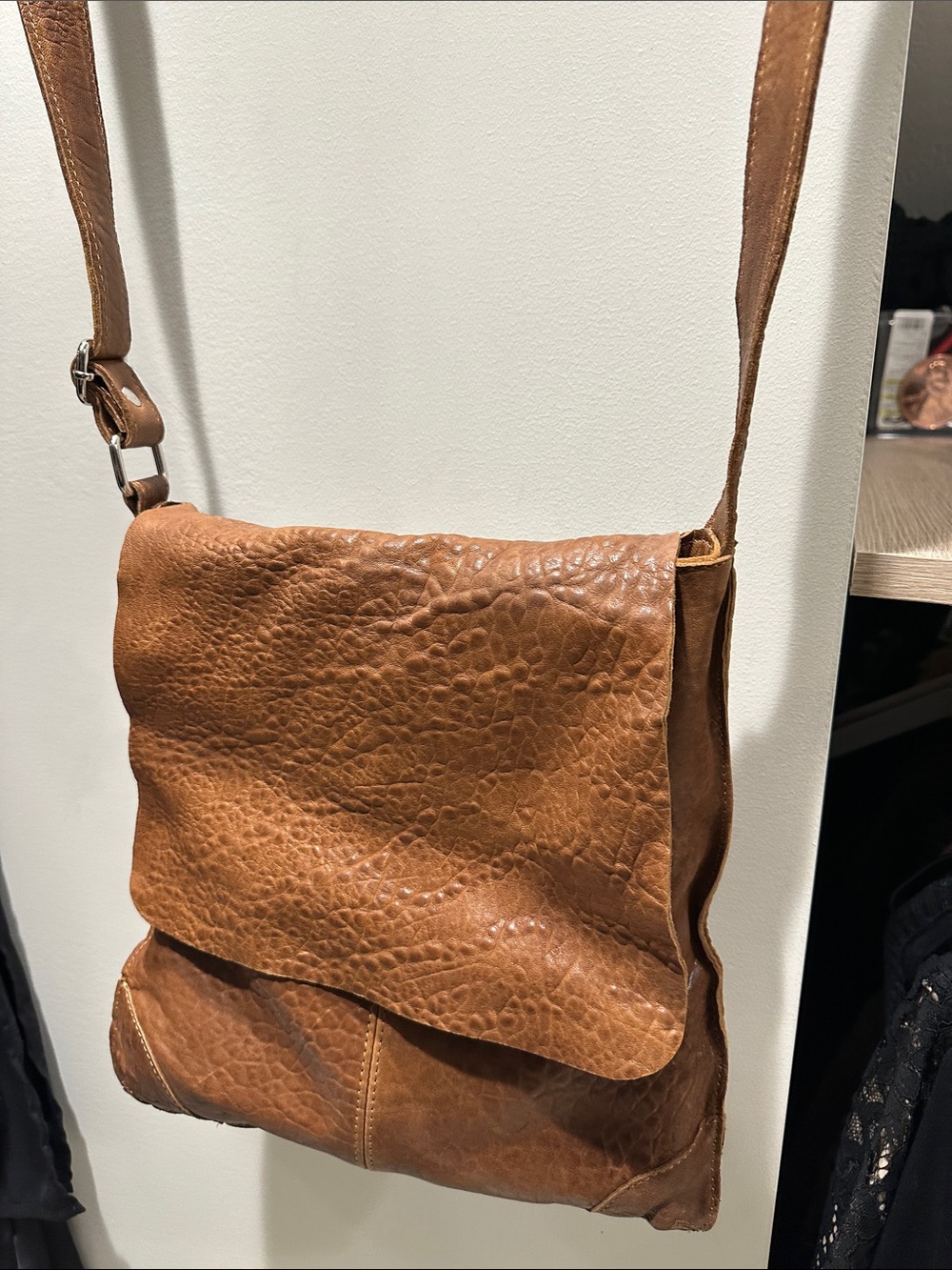 Leather Crossbody Flap Bag in Cognac Brown